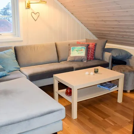 5 Star In Engelsviken, Cleaning Included Feriehus